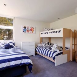 Bennetts-by-the-Beach-Hawks-Nest-NSW-Bedroom3-Travellarks