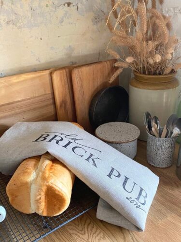 Old_Brick_Pub_NSW_Travellarks_-bread.