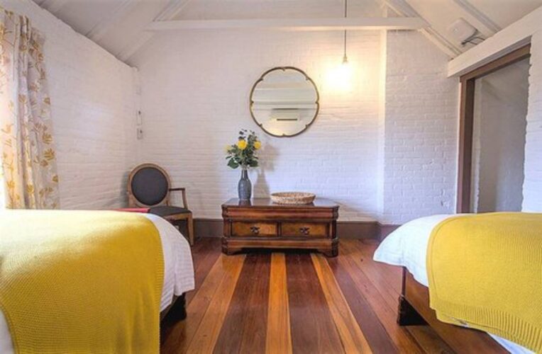 the_barracks_tocal_nsw_paterson_heritage_accommodation-bedroom-1